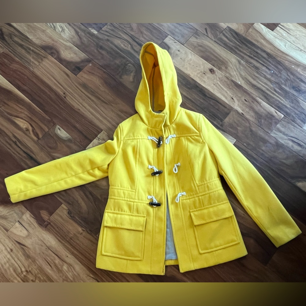 Women’s Yellow Hooded Coat - Medium